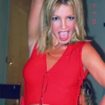 shes-so-lucky-shes-a-star-v0-awrsszcjuore1